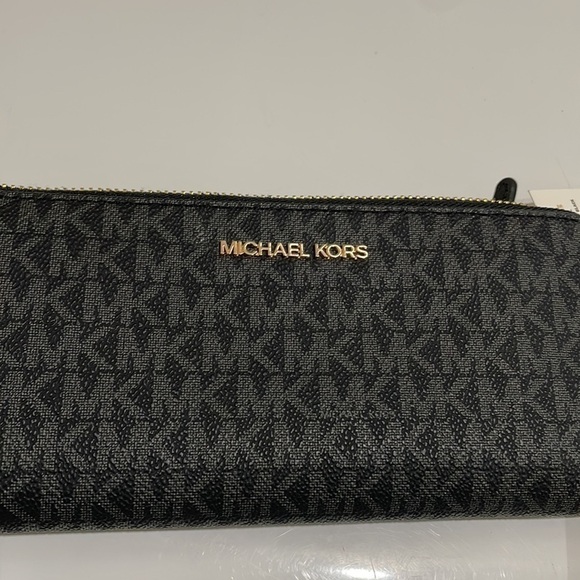 Michael Kors Large Zip Around Black & Gray Leather Logo Wallet—BEAUTIFUL! NWT - Picture 3 of 9